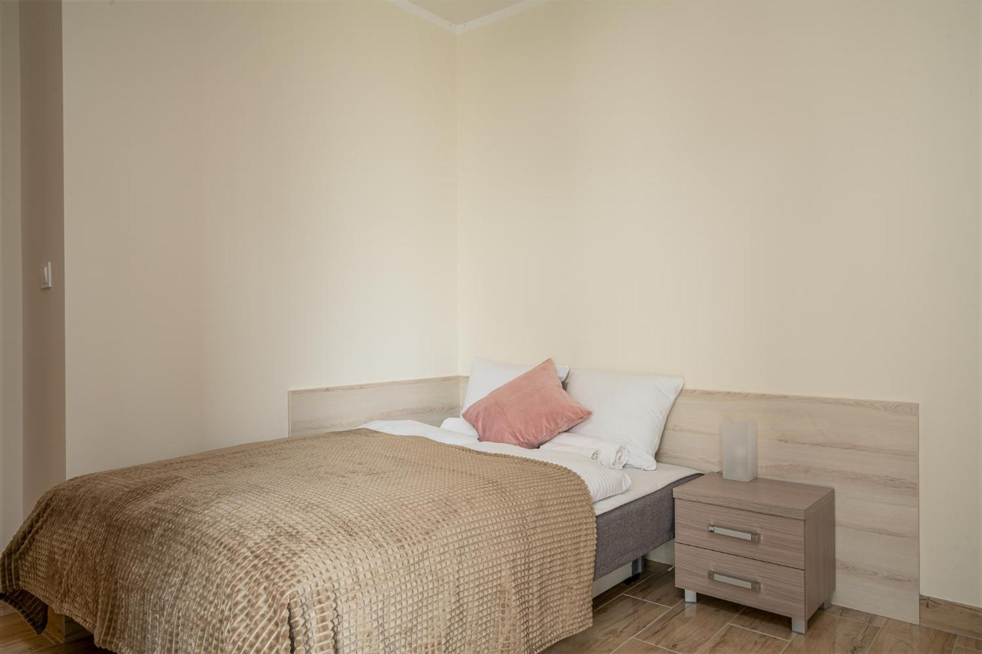 Rentplanet - Apartamenty Ksiecia Witolda Wrocław Kültér fotó